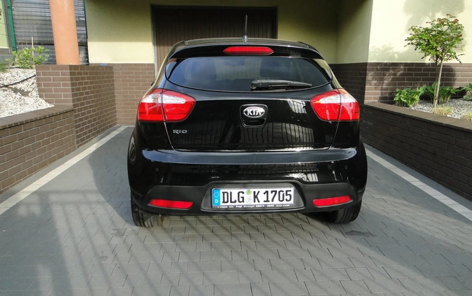 Kia Rio cena 28900 przebieg: 195000, rok produkcji 2013 z Murowana Goślina małe 121